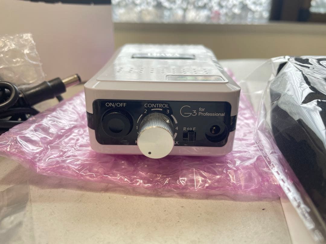 ウラワ URAMWA G3ネイルマシーン美品 ホワイト