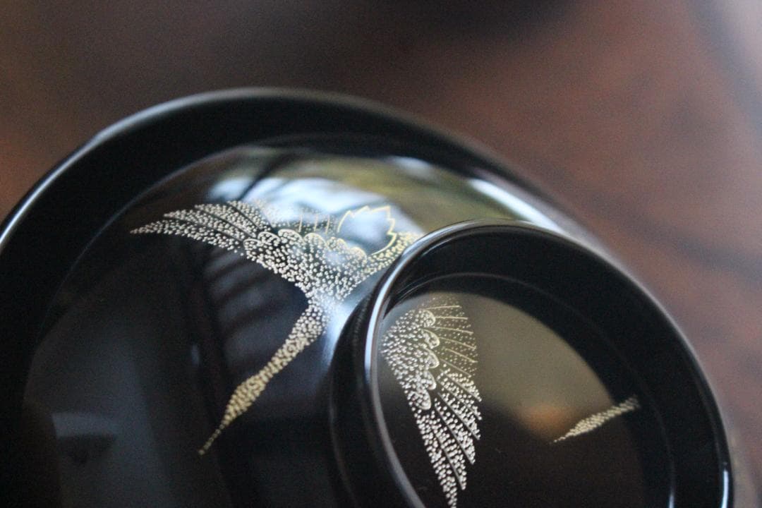 デッドストック！上質黒漆に極上鶴沈金の映えるお椀2点（検輪島塗沈金椀雑煮椀