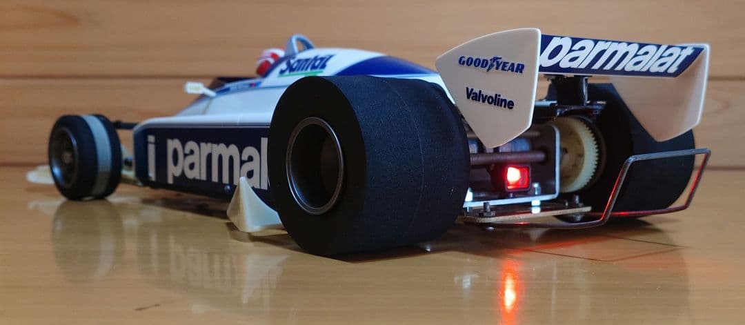 タミヤブラバムBT50競技用スペシャルLEDライト付＆プロポバッテリー…付セット