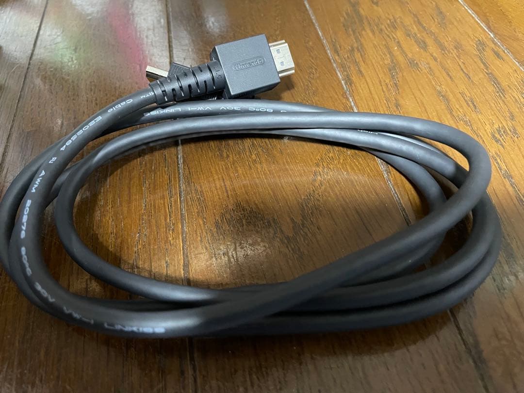 ニンテンドークラシックミニ ファミリーコンピュータ　未使用に近い