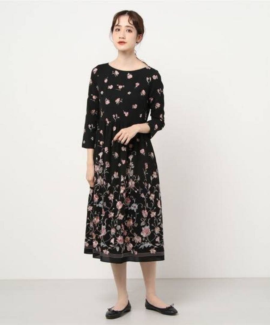 21AW♡グレースコンチネンタル サラサフラワー刺繍ワンピース 36 上品