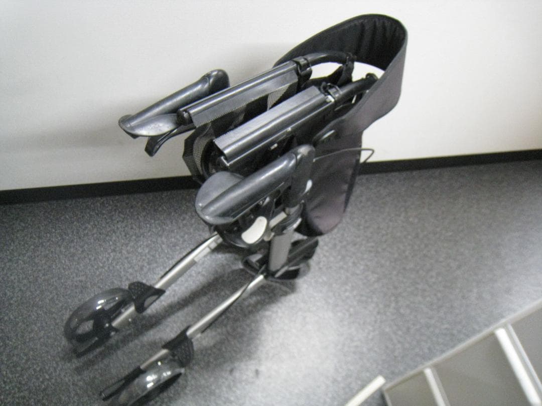 ハンディウォークＬ　GEMINO 30 歩行器 歩行車 パラマウントベッド ①