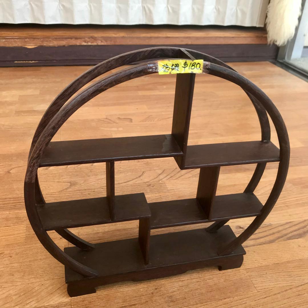 アンティークな飾り棚3点セット、茶器、お猪口、ぐい呑、一輪挿