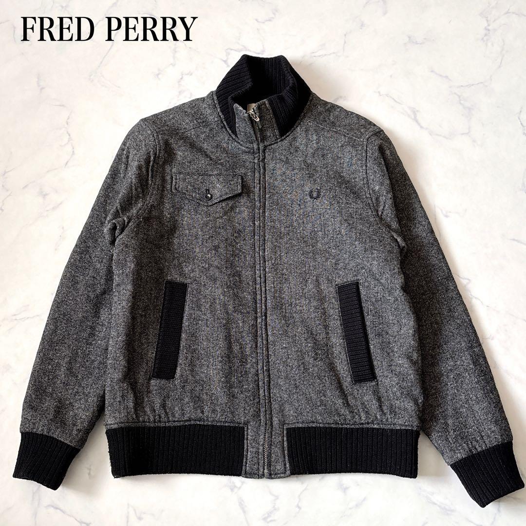 【FRED PERRY】ウールキルティングジャケット　刺繍ロゴ　ハイネック　L