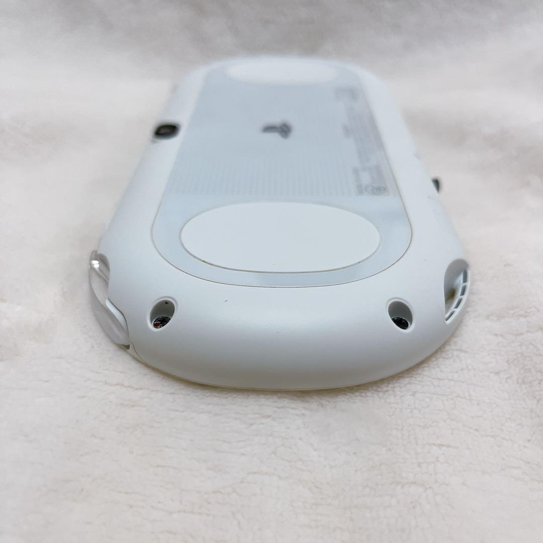 SONY PSVITA PCH-2000 ホワイト 箱付き