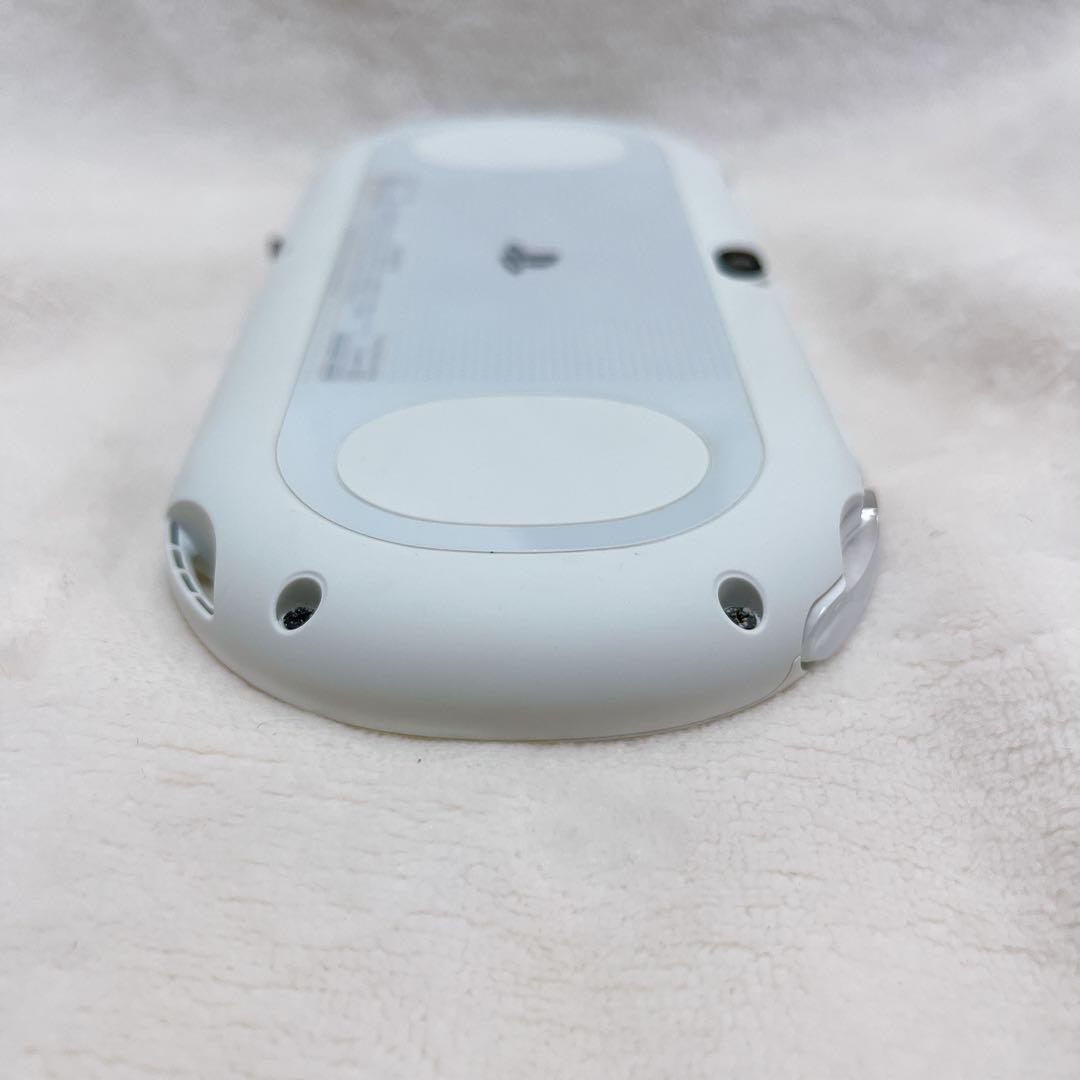 SONY PSVITA PCH-2000 ホワイト 箱付き