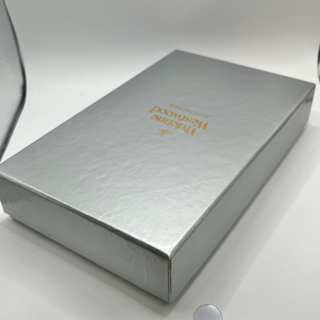 未使用 Vivienne Westwood 長折財布 黒 シンプル チェーン