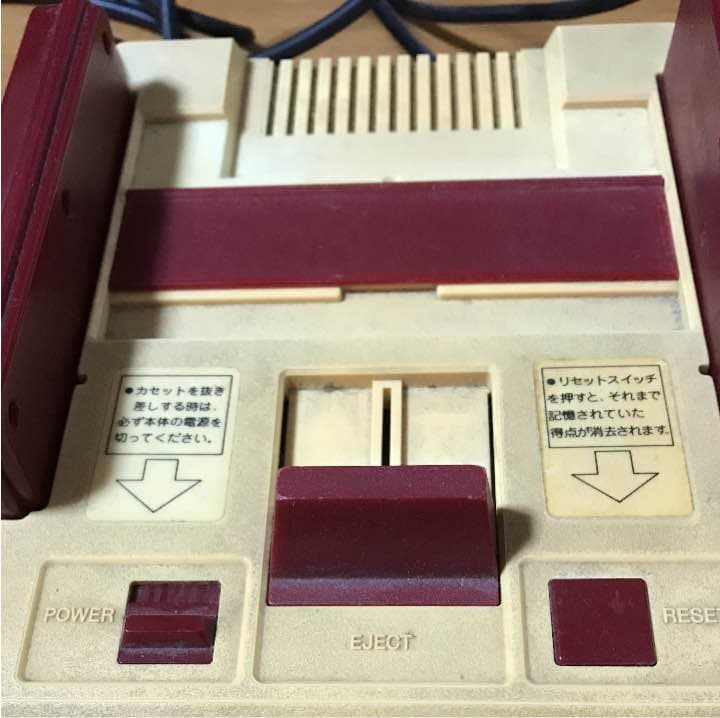 ファミコン本体