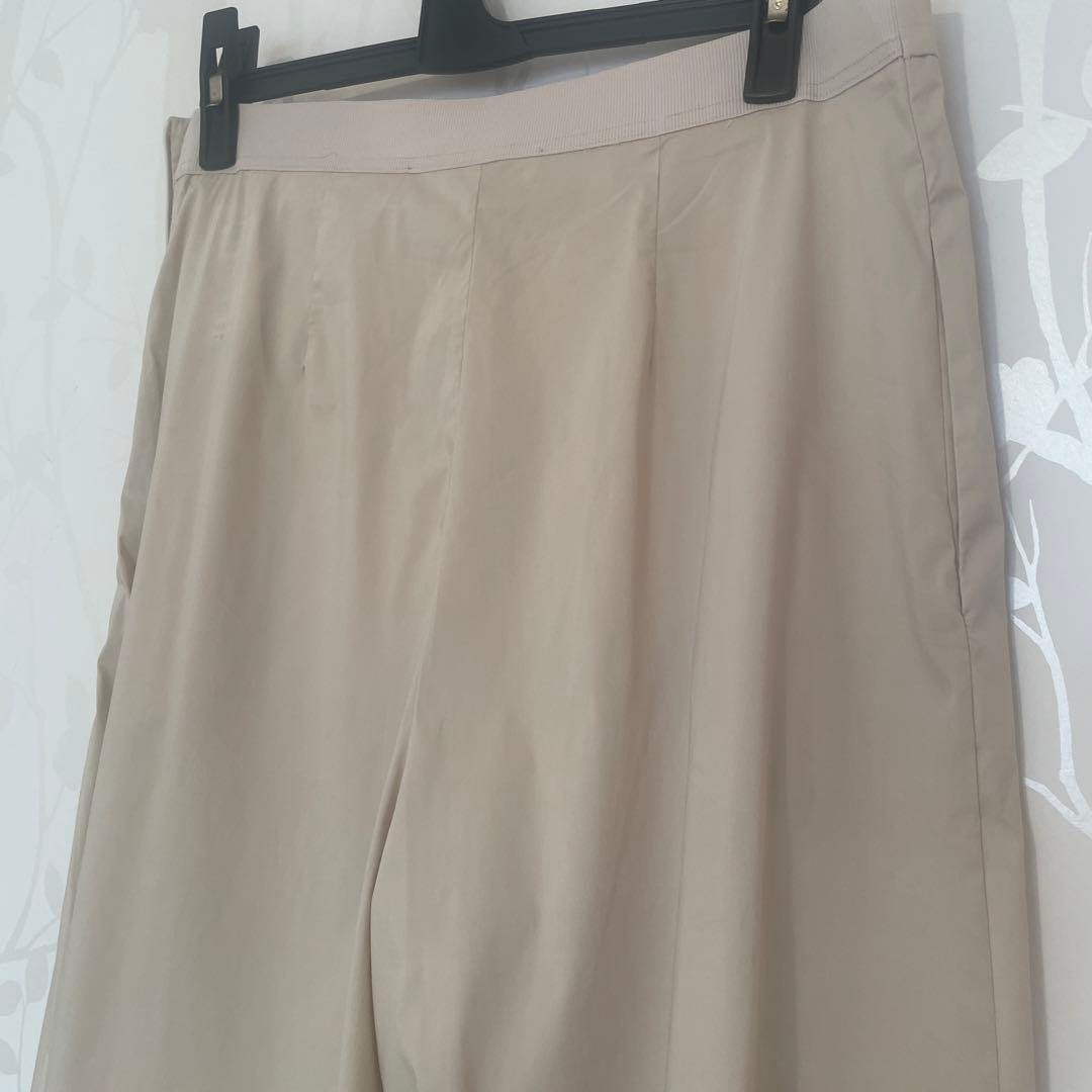 【新品】リビアナコンティ　パンツ　ワイドパンツ　ベージュ　ストレッチ　44 3L