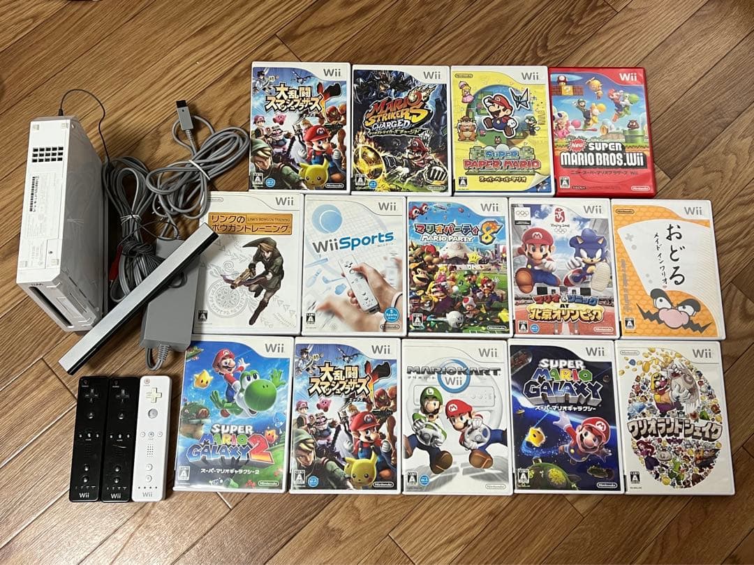 【動作確認済】任天堂Wii美品★ソフト14本＋本体＋リモコン3本セット