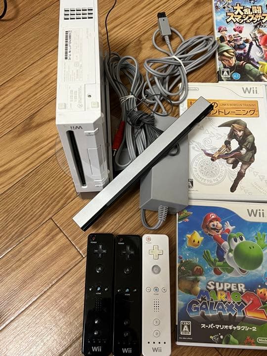 【動作確認済】任天堂Wii美品★ソフト14本＋本体＋リモコン3本セット