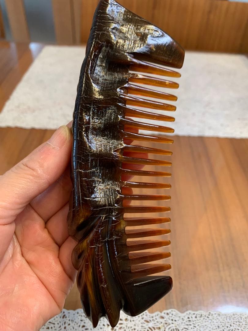 F-161 天然　牛角　高品質　原生態　角皮付き櫛　かっさプレート　全身用