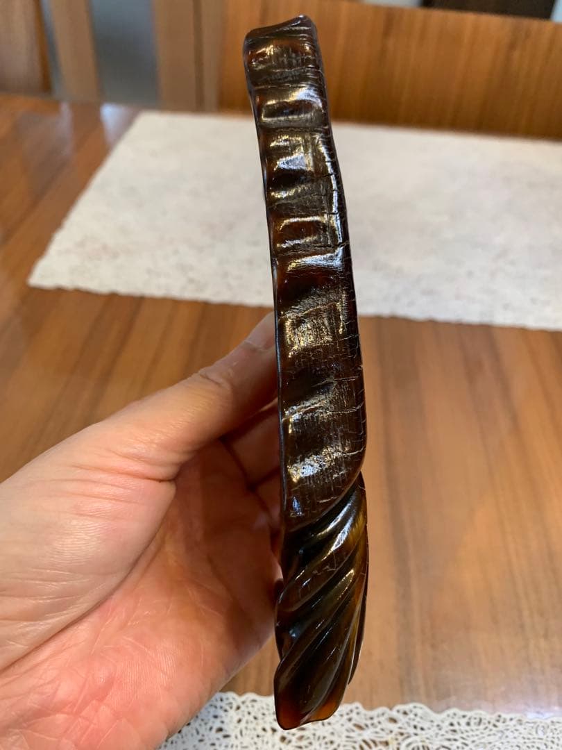 F-161 天然　牛角　高品質　原生態　角皮付き櫛　かっさプレート　全身用