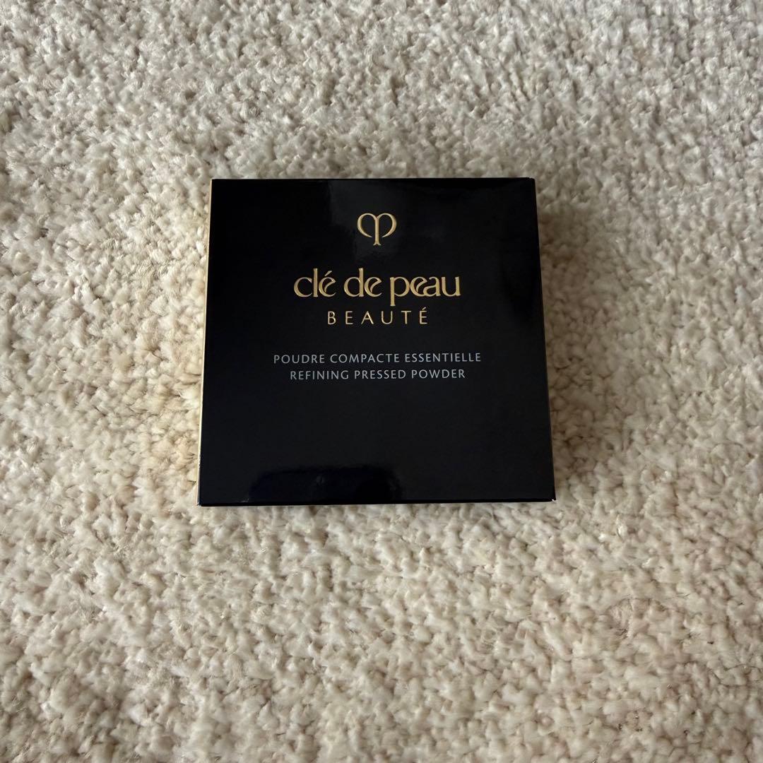 クレドポーボーテ　プードルコンパクトエサンシエル n