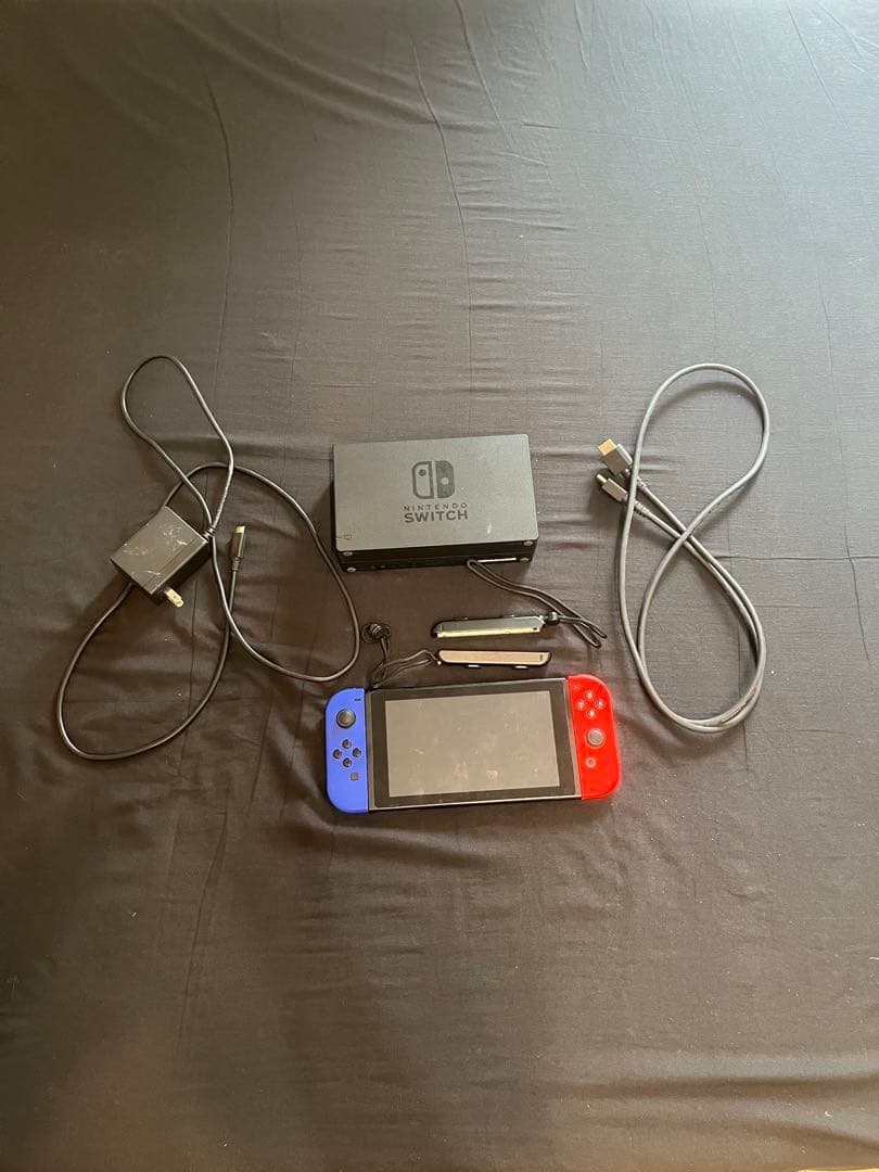 Nintendo Switch 本体 赤/青 Joy-Con