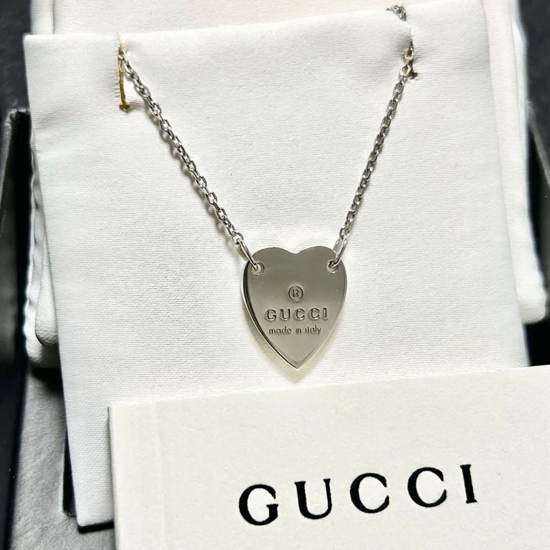 GUCCI グッチ　ハート　ネックレス　ペンダント　シルバー　ブランド　美品