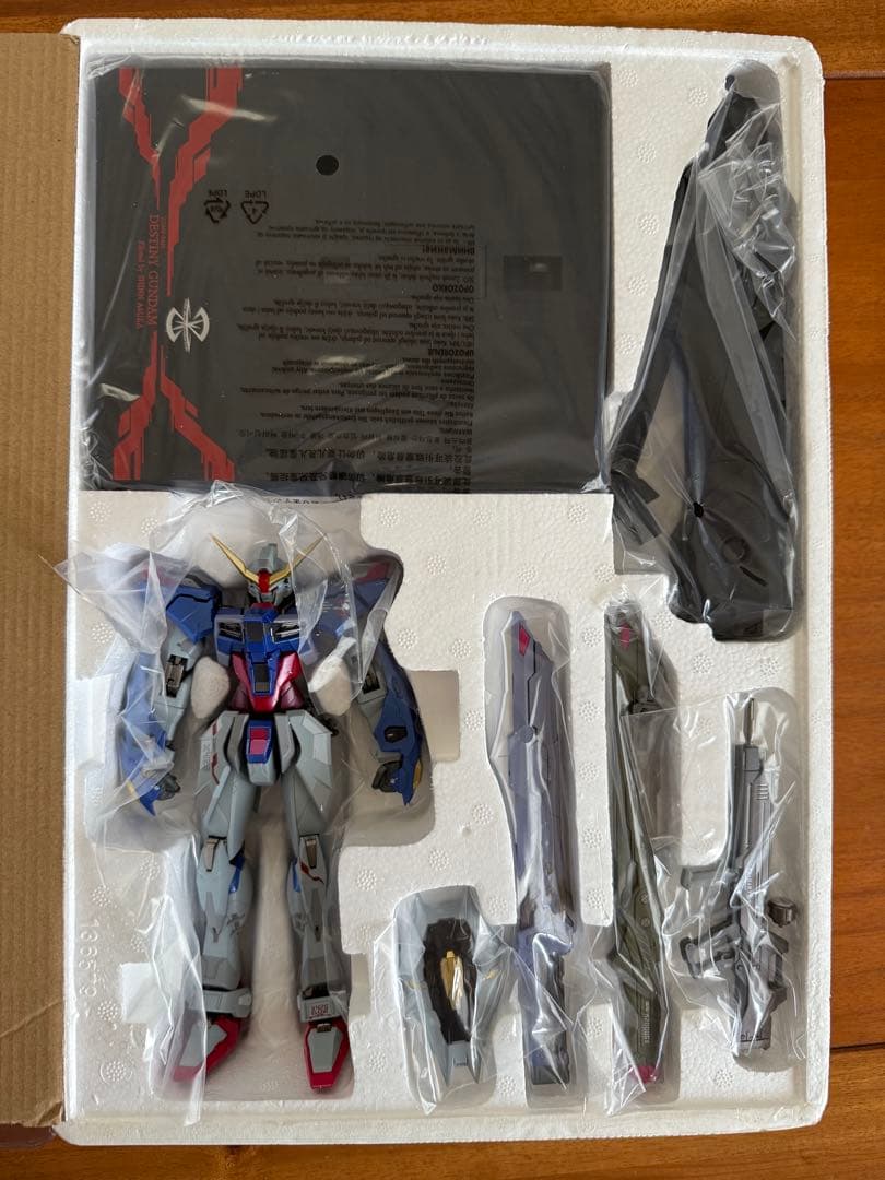 メタルビルド　ストライクフリーダム初版　デスティニーフルパッケージ　光の翼セット