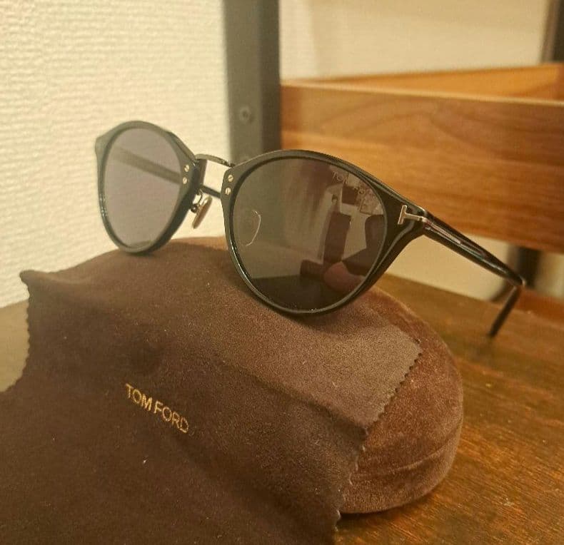 美品 TOM FORD サングラス TF879-D-N 01A トムフォード