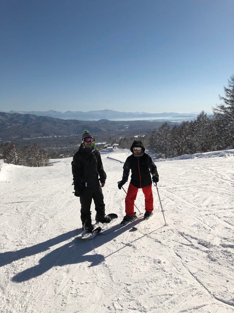 phenix フード付きスキーウェア上下　子ども用170（155-175cm）