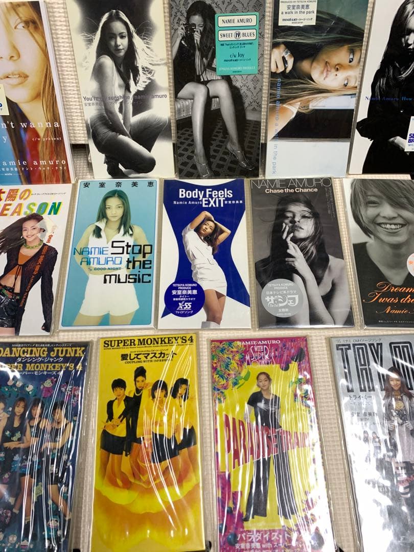 安室奈美恵　シングルCD +おまけ