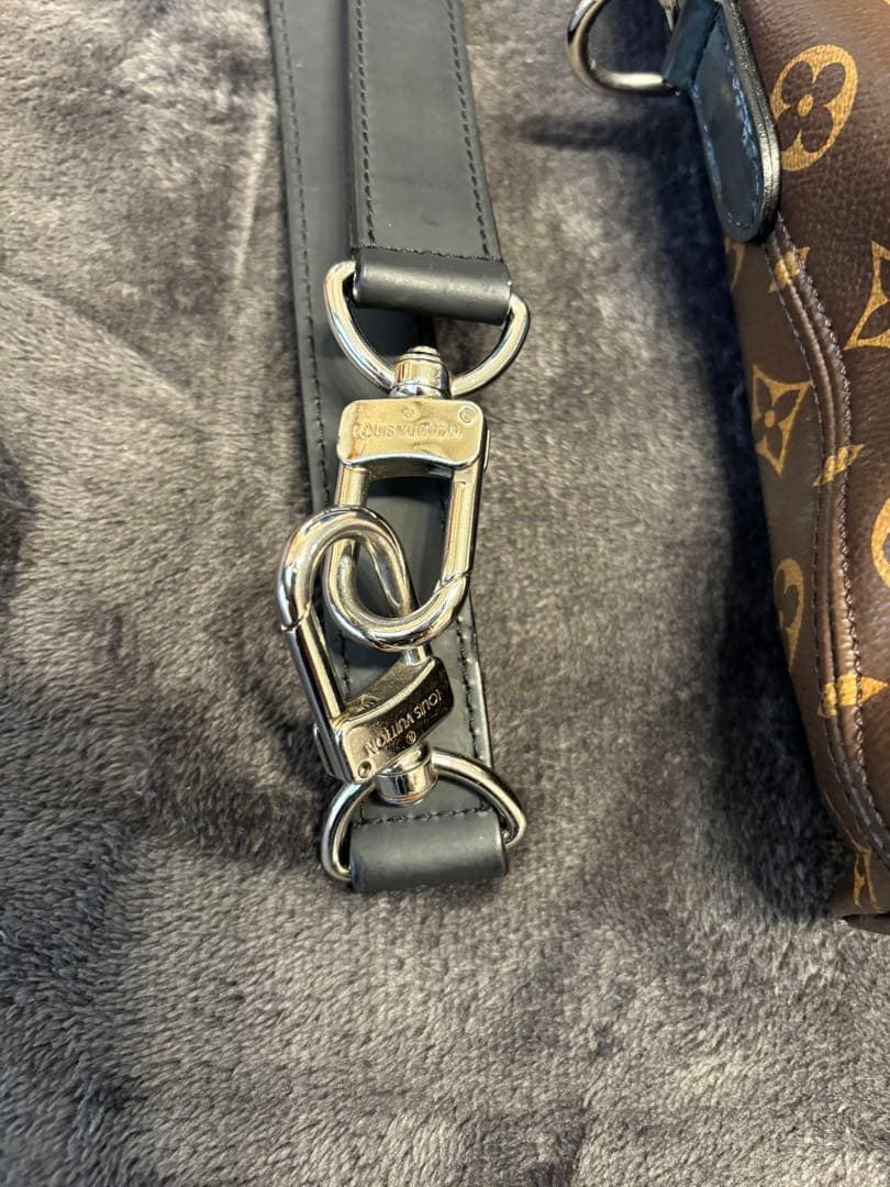 ルイヴィトン モノグラム マカサー ポルトドキュマン ジュール ハンドバッグ