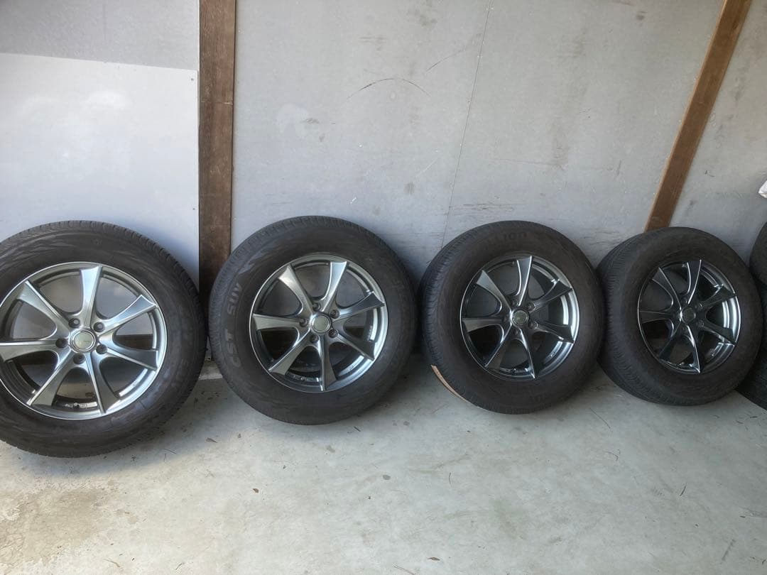 Sushiさん専用①タイヤ&ホイールほぼ新品！LEBEN 17インチ　225/