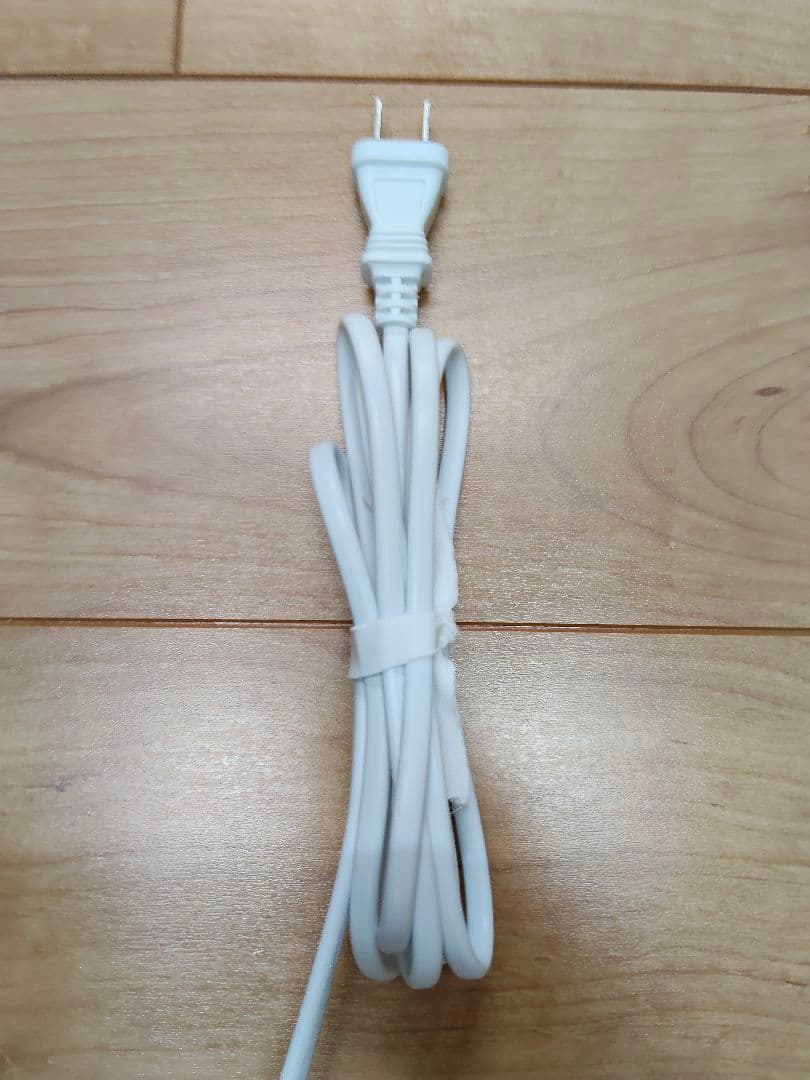 美品 イオネスユネスタ カバー付き