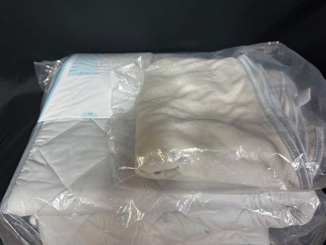 美品 イオネスユネスタ カバー付き