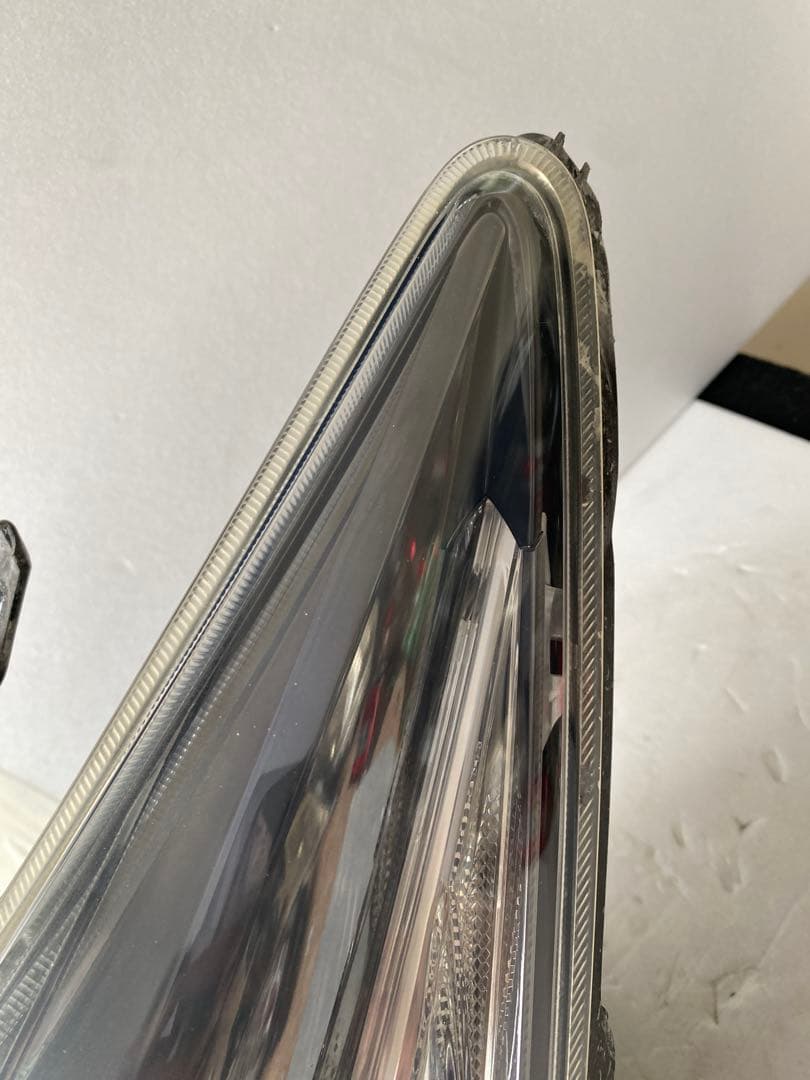 トヨタ プリウス 30系（ZVW30）前期 純正HIDヘッドライト 左右セット