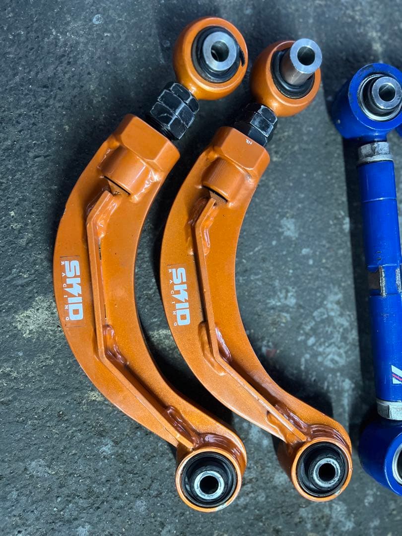 レガシィ B4 3点セット アッパーアーム ラテラルアームリア BL5 BP5