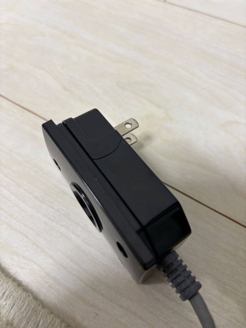 【訳あり美品】DeLonghi オイルヒーター ブラックmdhu15-pb