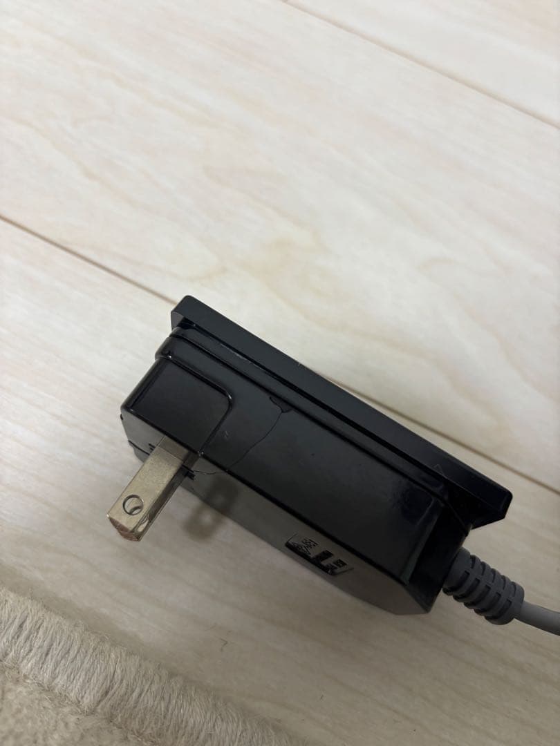 【訳あり美品】DeLonghi オイルヒーター ブラックmdhu15-pb