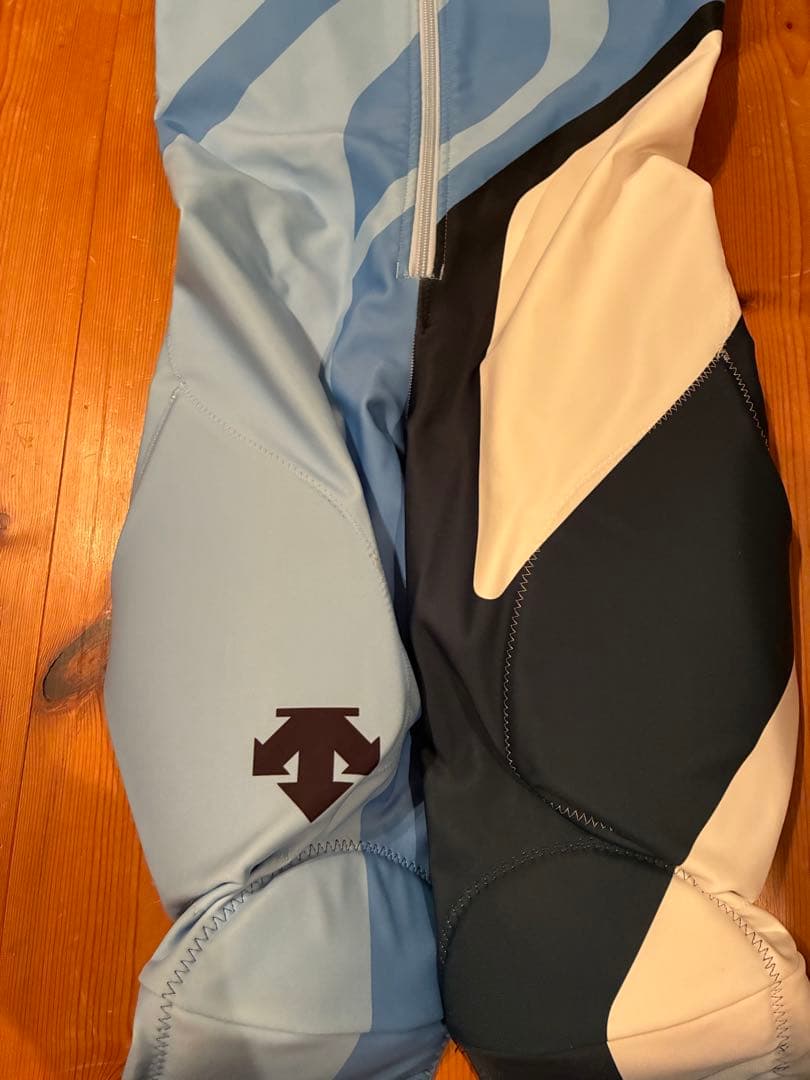 21-22モデル　デサント　GS ワンピース　FIS対応　Lサイズ　中古品