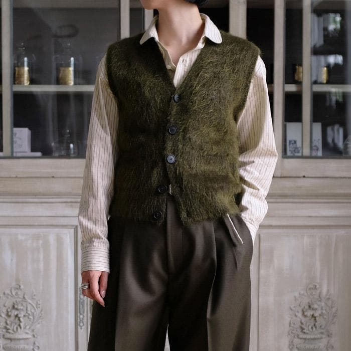 【arib】最終値下げ出品25日まで新品美品 Cristaseya ベスト