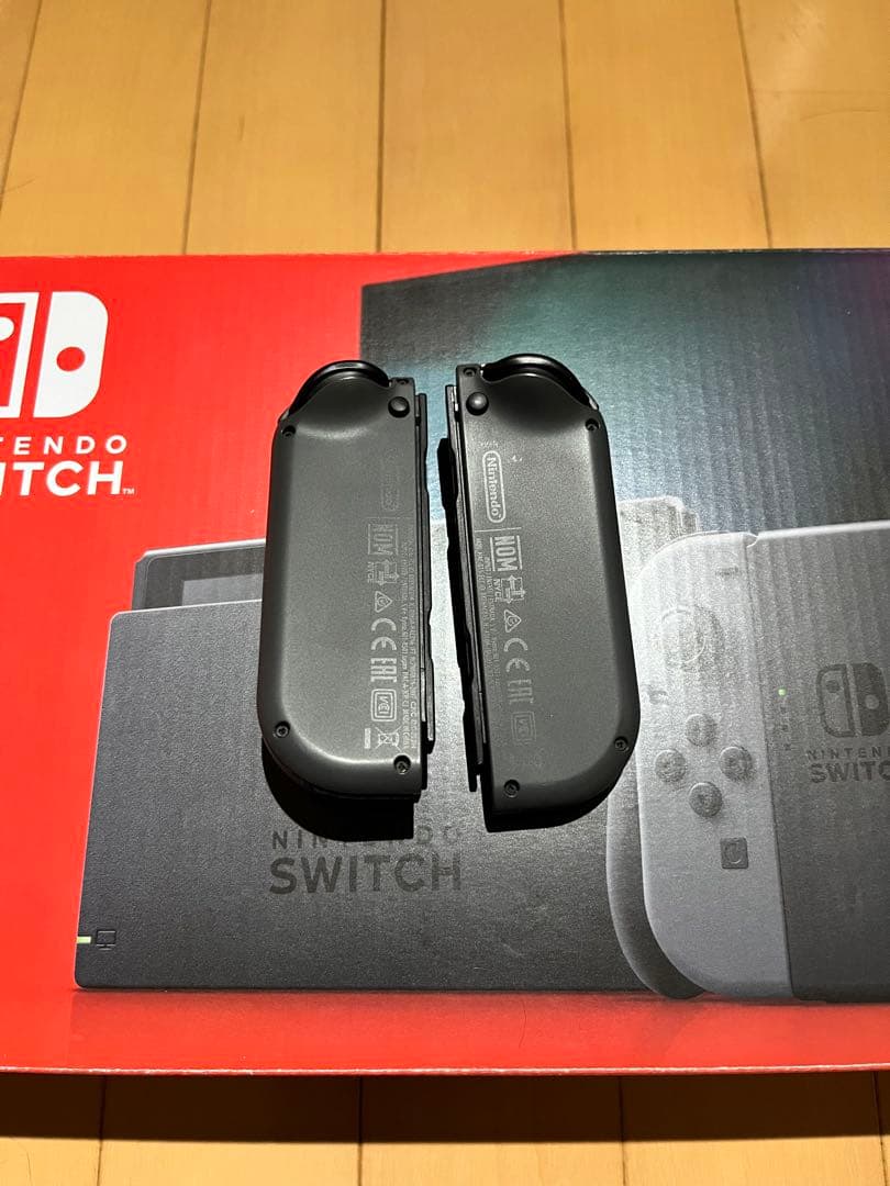 美品　ニンテンドー スイッチ　本体　Nintendo Switch 箱付属品付