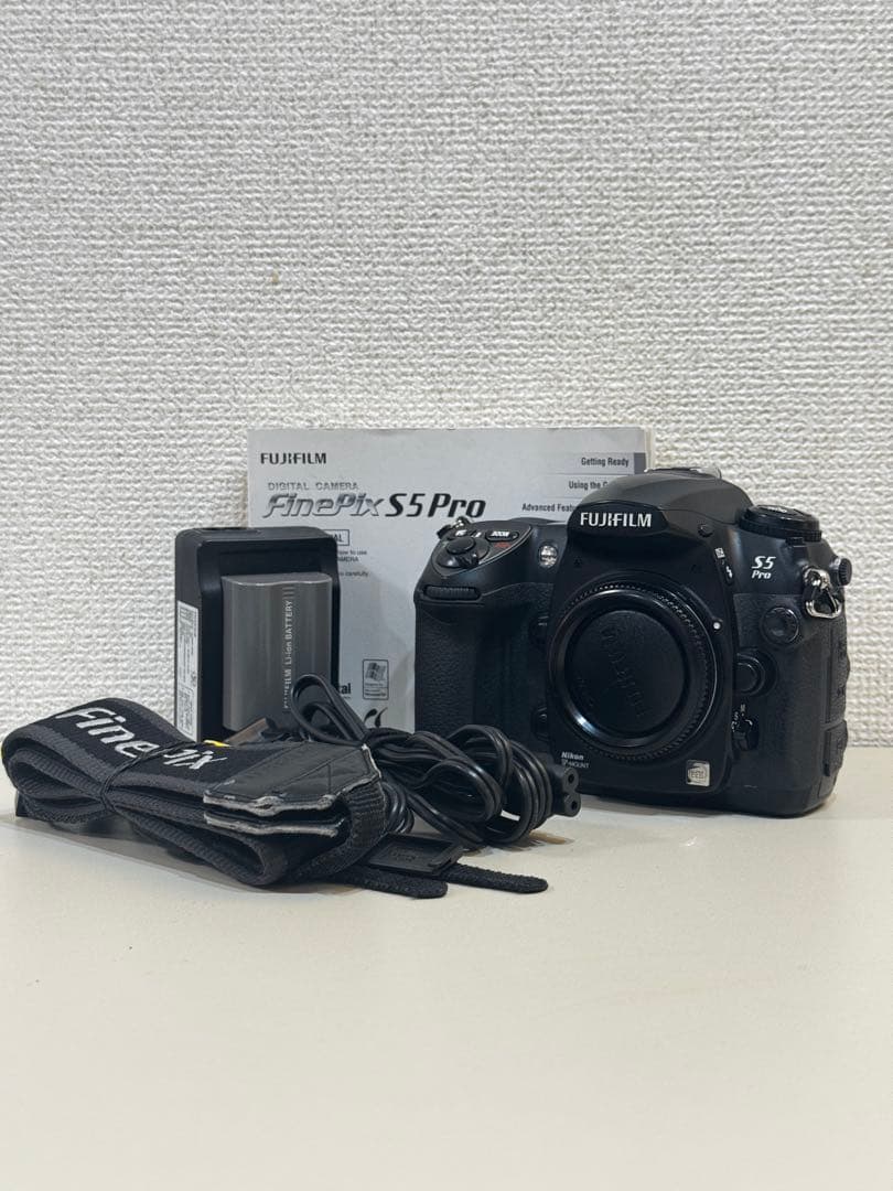 Fujifilm FinePix S5 Pro 本体