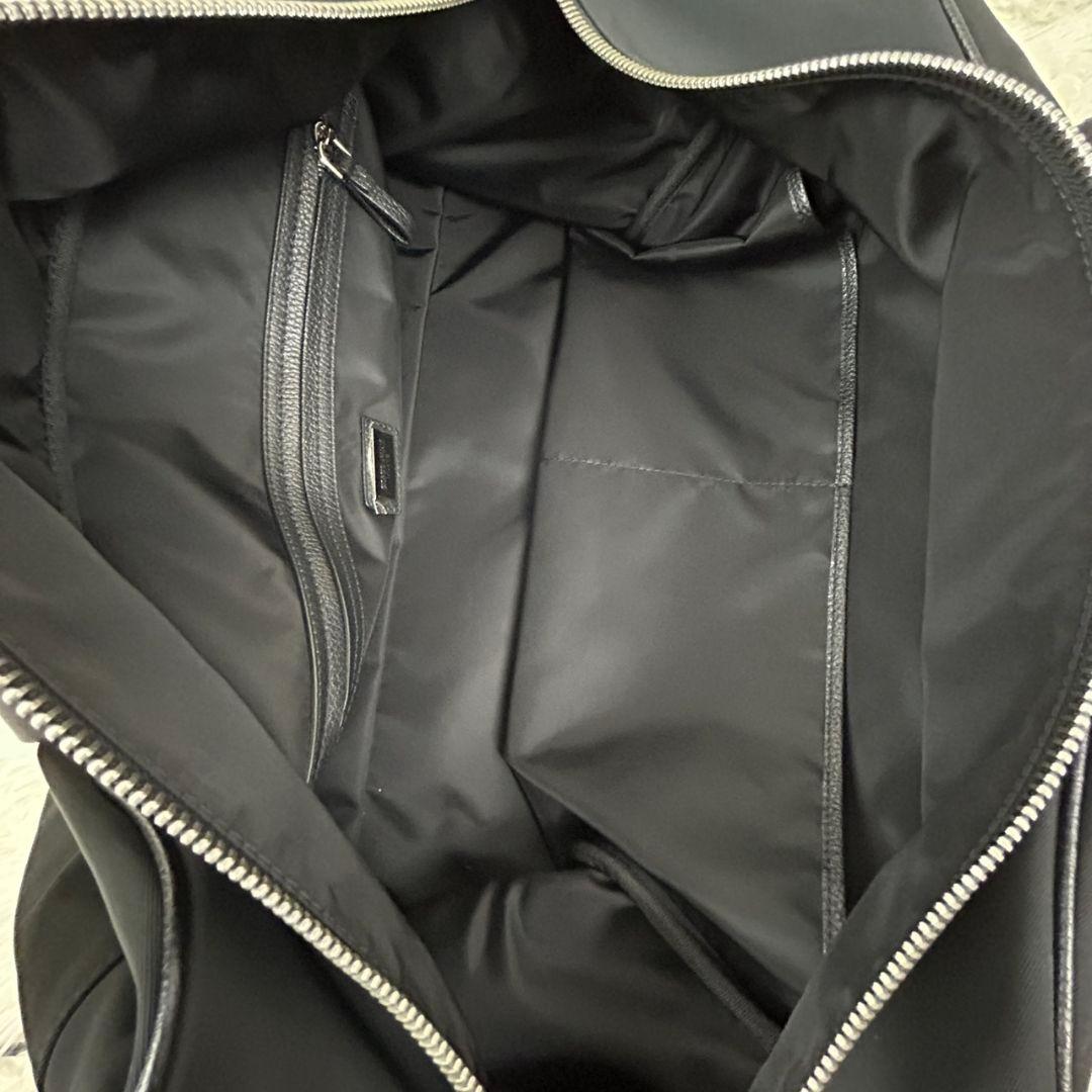 ほぼ新品GIORGIO ARMANI ボストンバッグ ブラック