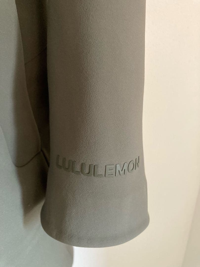 Lululemon ルルレモン フルジップ パーカーコート　 オリーブ　6