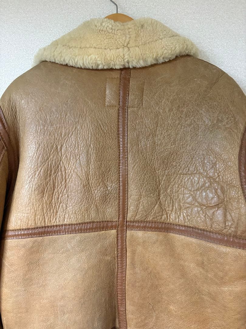 レアカラーSchott ショット B-3 リアルムートン フライトジャケット