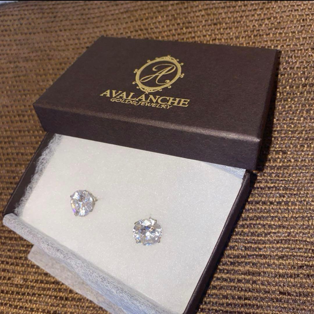Avalanche czダイヤモンド 18Kイエローゴールド　ピアス