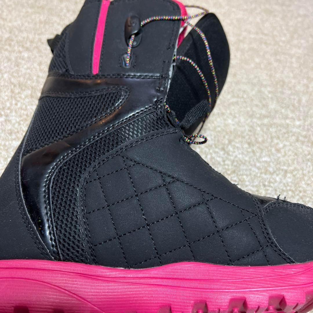 人気モデル Burton スノーボードブーツ　MINT アジアンフィット23.5