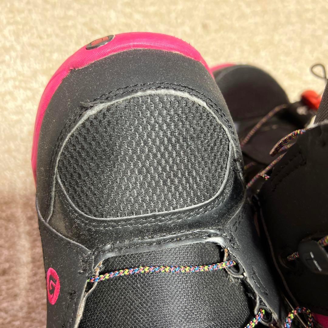 人気モデル Burton スノーボードブーツ　MINT アジアンフィット23.5