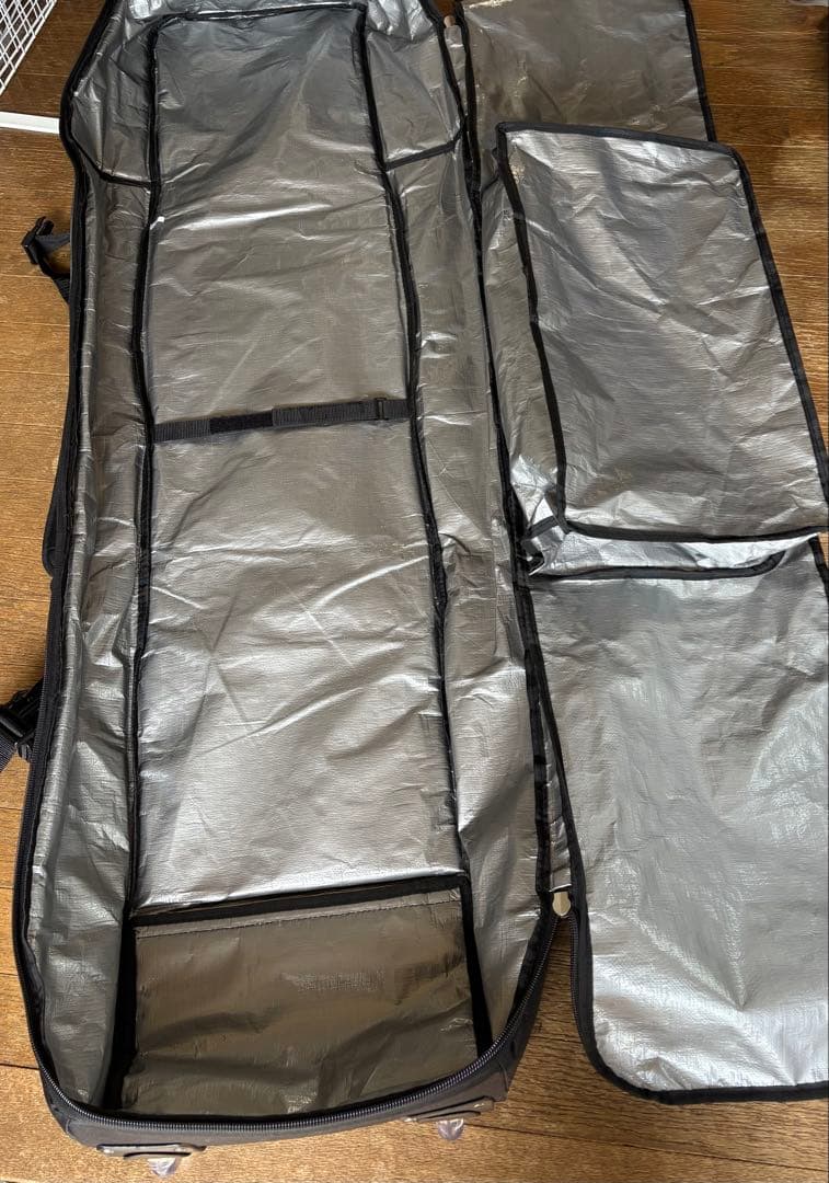 スノーボードバッグ 黒 キャスター付