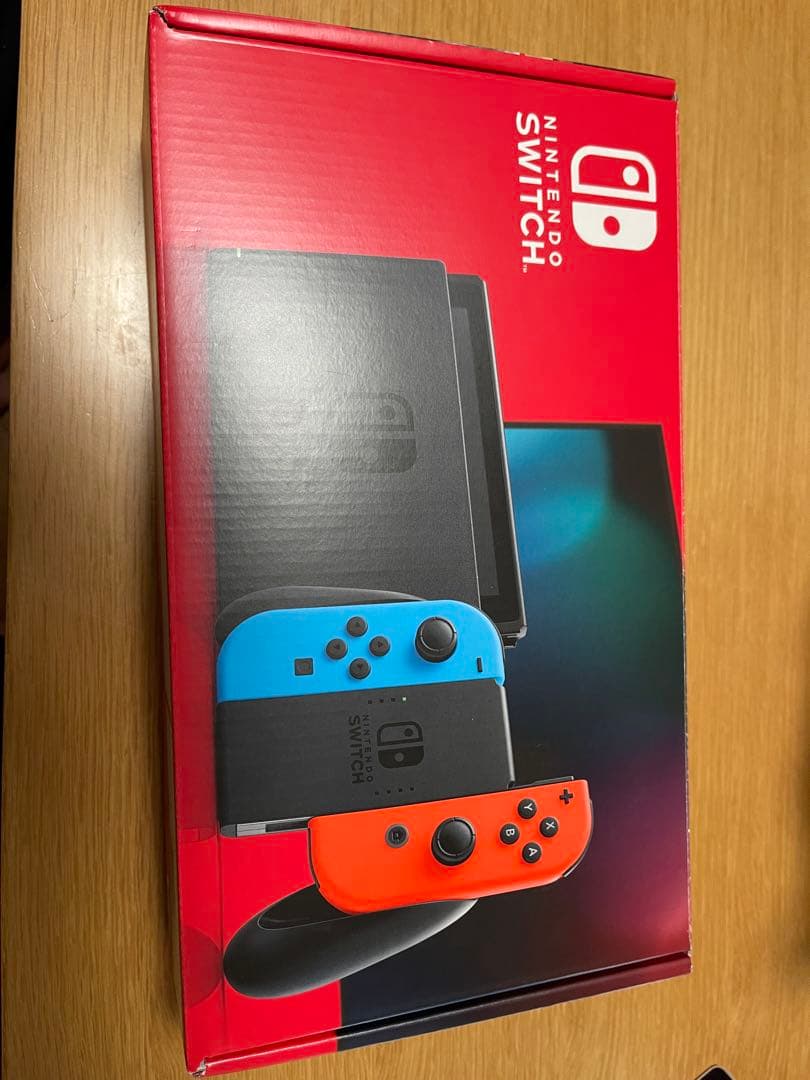 ☆*☆様 新型Nintendo Switch 本体 青/赤 Joy-Con付き