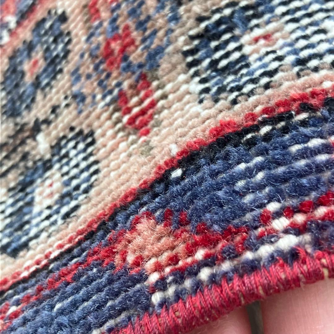 レッド64×222フローラル　ミルキー　ランナー　ロング　トルコヴィンテージラグ