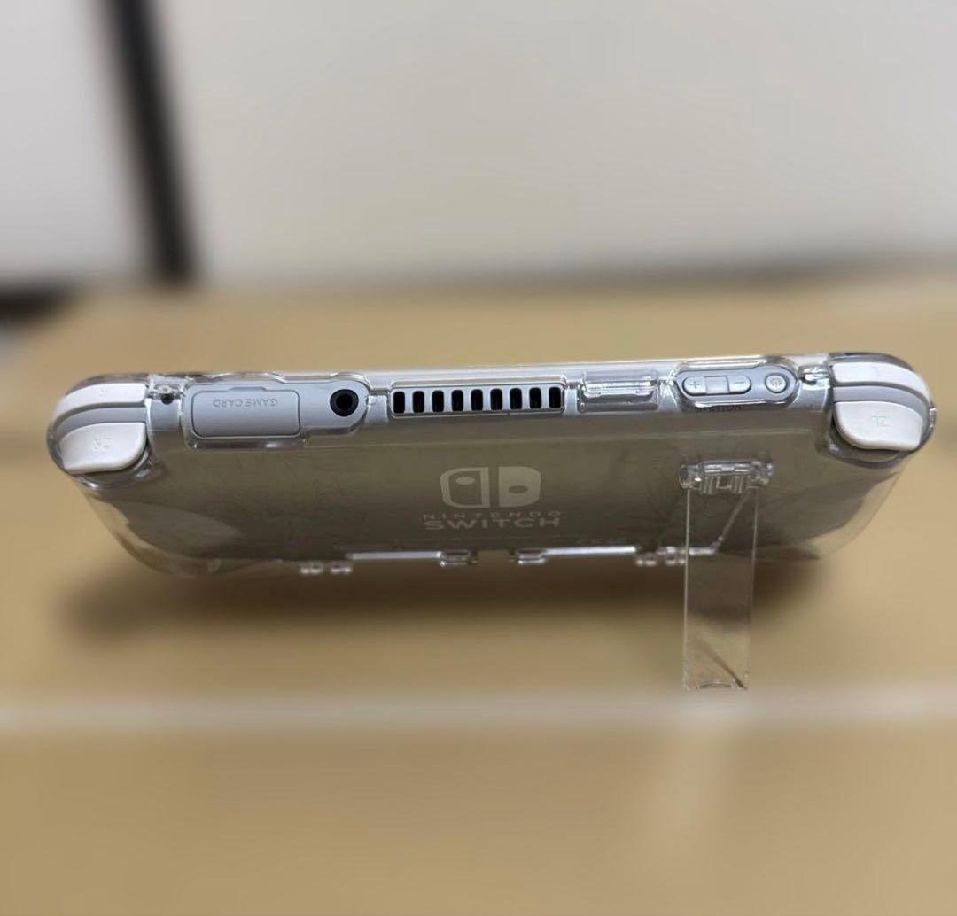 Nintendo Switch Lite ポケモンデザイン透明カバー、充電器付属