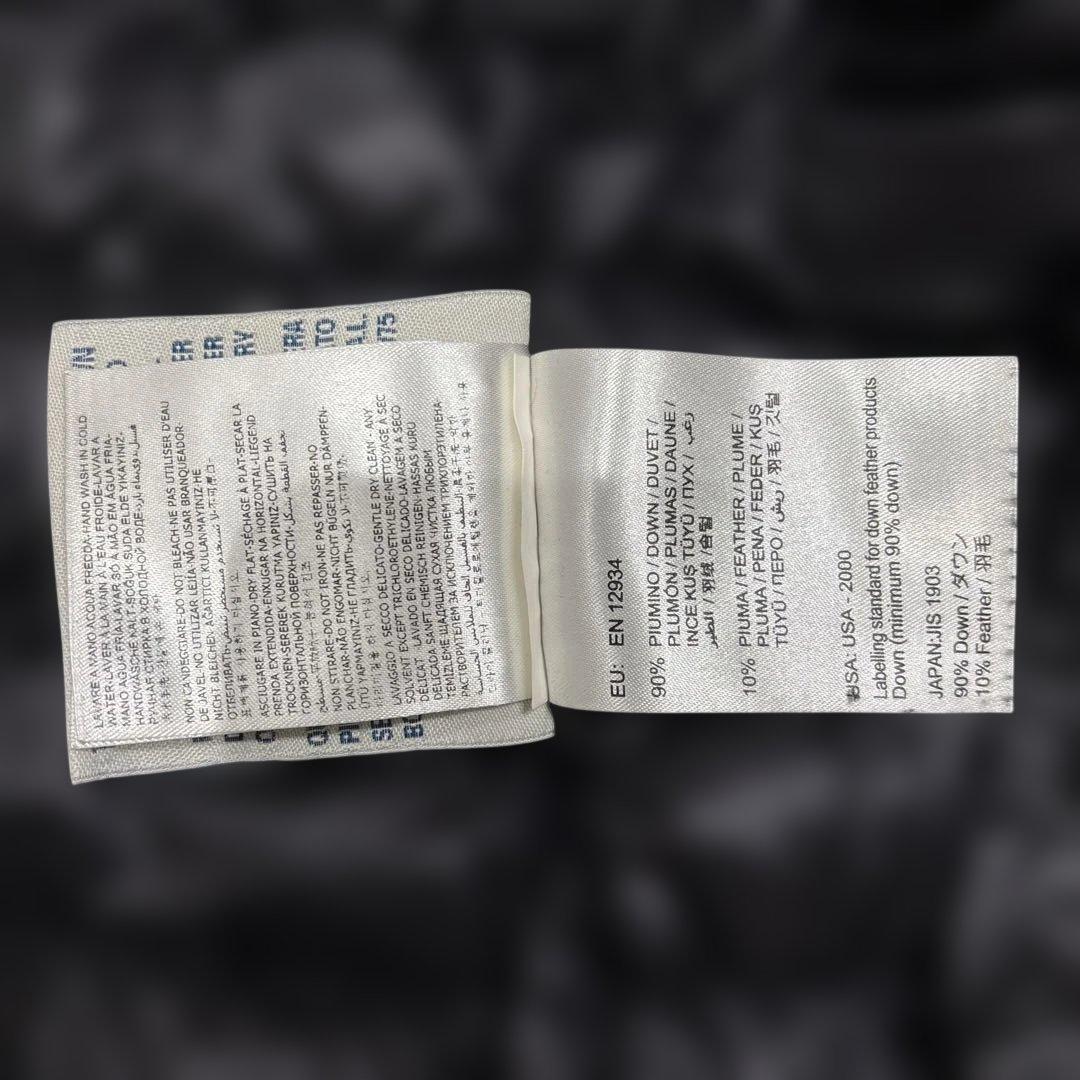 MONCLER ブラック ダウンジャケット