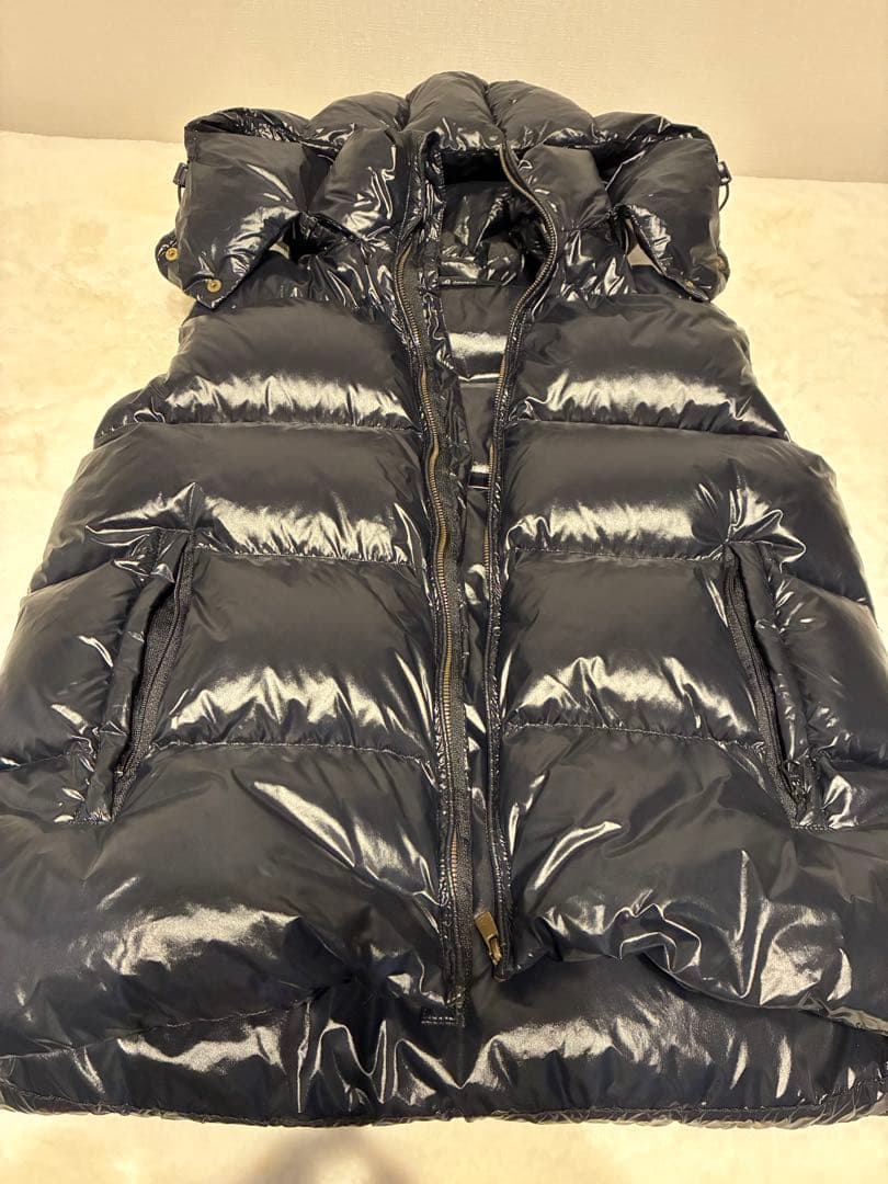 【極暖/美品】ジョンブル ダウンベスト L 黒 光沢 フード着脱可 ダウン95%