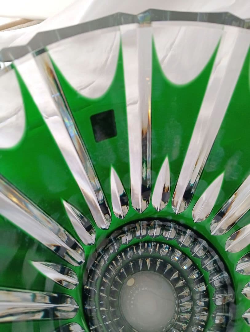 【最高級クリスタル】サンルイクリスタル　花瓶　フラワーベース　グリーン