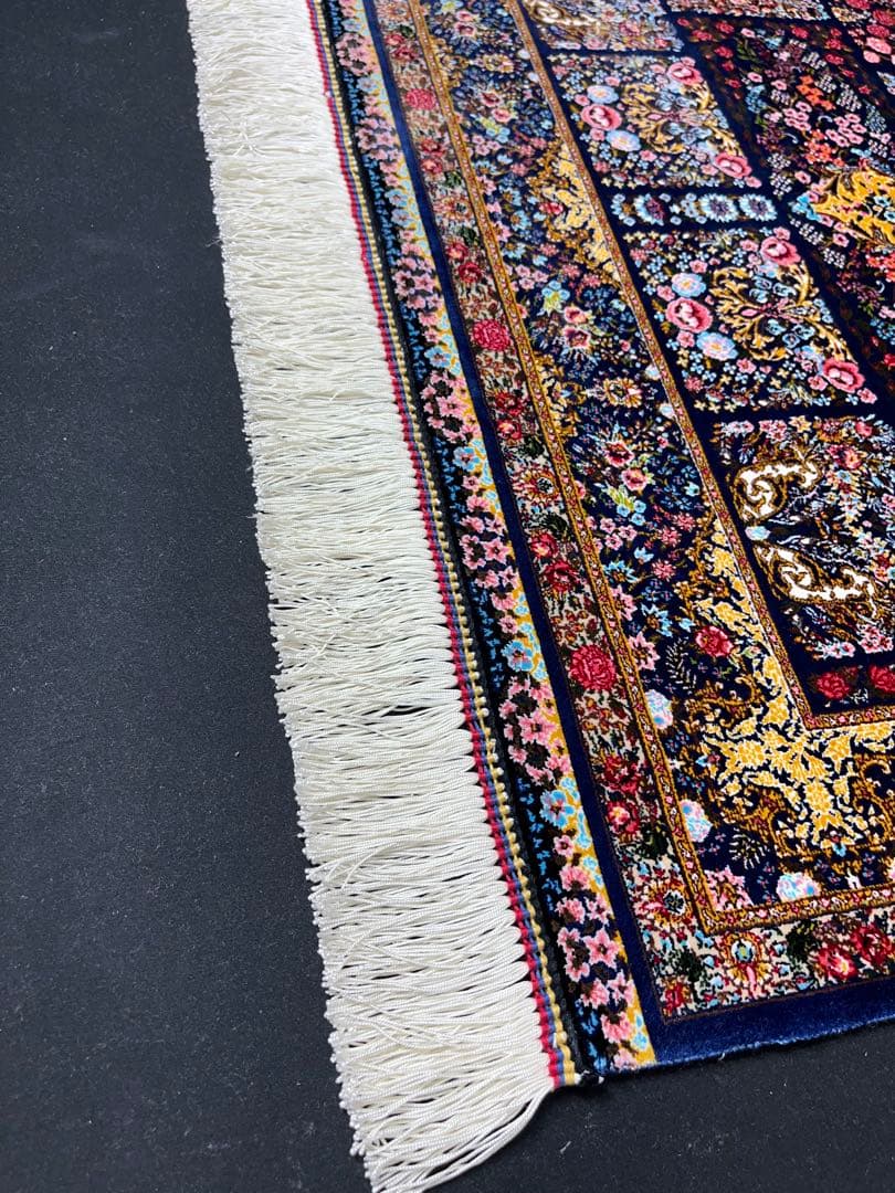 最高級 ペルシャ絨毯シルク イラン クム産 約216万ノット81×121cm